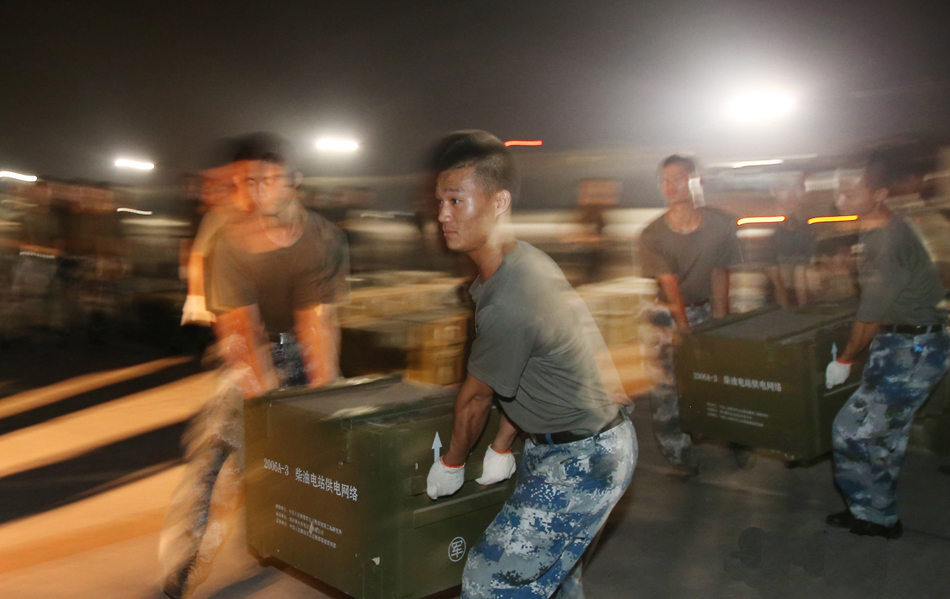 軍隊(duì)專(zhuān)用發(fā)電機(jī)組