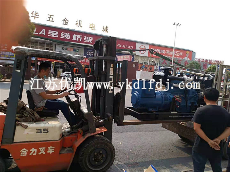 2021年3月29日，廣西養(yǎng)殖客戶來(lái)裝走1臺(tái)100KW濰柴發(fā)電機(jī)組