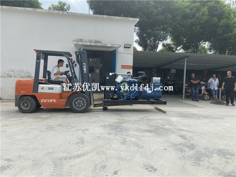 2021年9月30日，濰坊雷納120KW柴油發(fā)電機組交付廣西南寧限電工業(yè)區(qū)使用