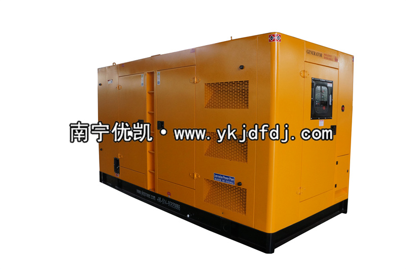 2022年8月27日，200KW靜音柴油發(fā)電機(jī)組發(fā)貨南寧某工程項(xiàng)目現(xiàn)場