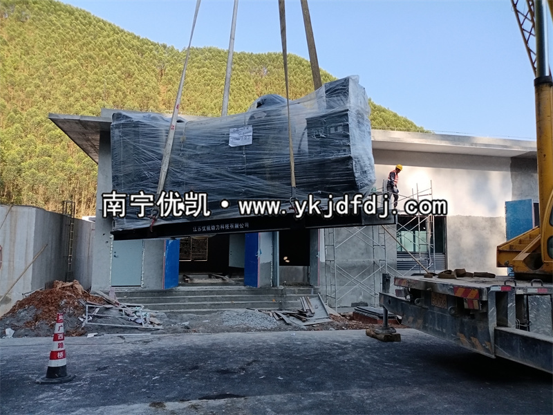 2022年12月15日，120kw-500kw上柴發(fā)電機(jī)組某高速公路安裝現(xiàn)場(chǎng)