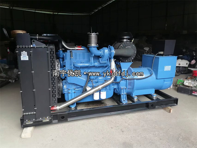 2023年1月6日，300kw玉柴發(fā)電機(jī)組柴油發(fā)電機(jī)發(fā)貨廣西貴港