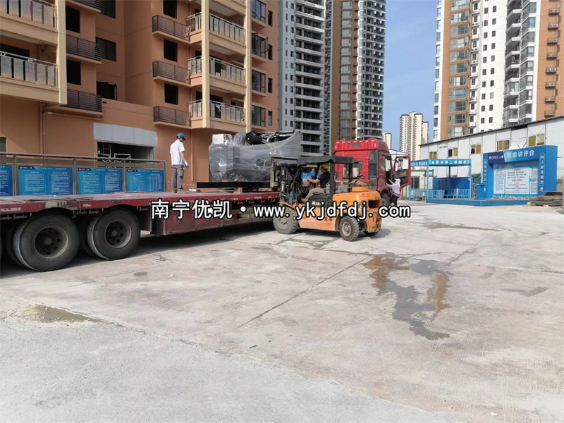 2023年5月16日，廣西項目700kw上柴發(fā)電機組到貨現(xiàn)場