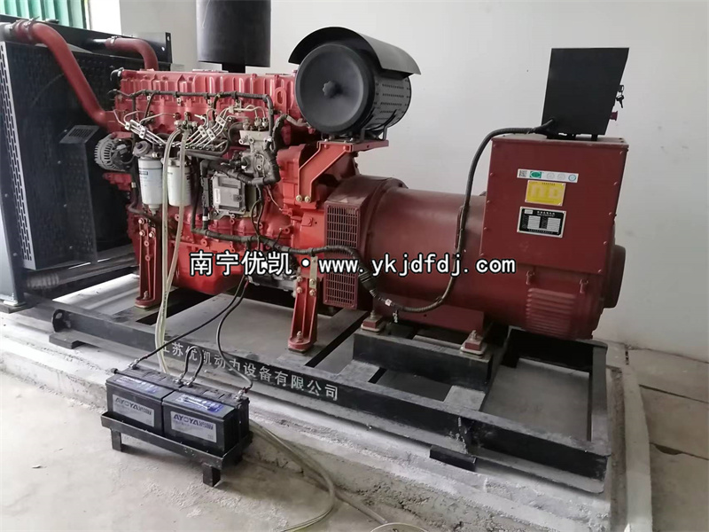 2023年9月20日，300kw玉柴發(fā)電機(jī)組保養(yǎng)安裝調(diào)試