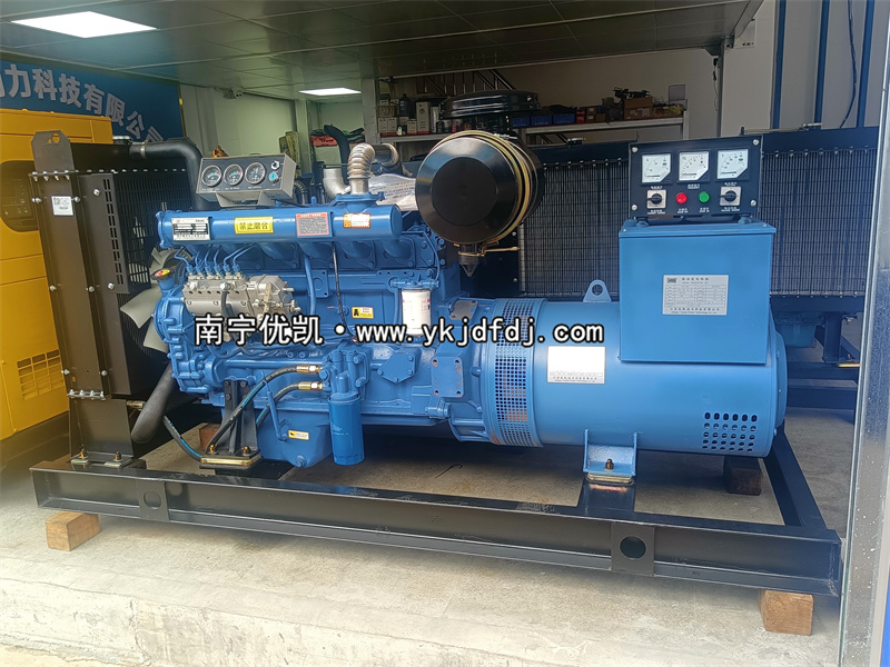 2024年5月26日，80kw濰坊雷納柴油發(fā)電機組發(fā)貨武鳴某中學(xué)