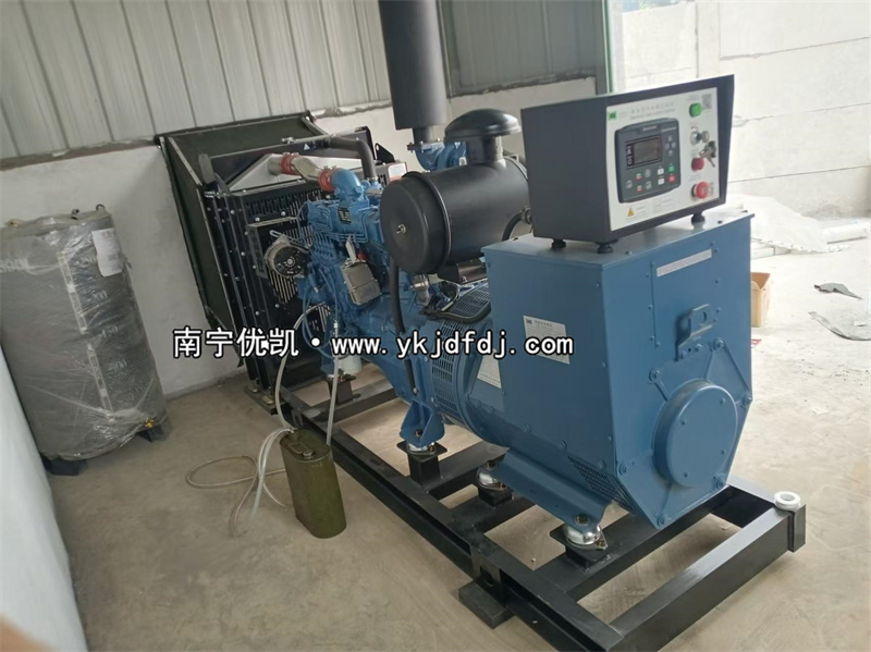 2024年11月28日，崇左大新項(xiàng)目150kw玉柴發(fā)電機(jī)組安裝并試機(jī)